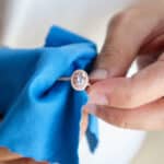 cleaning-gold-jewelry